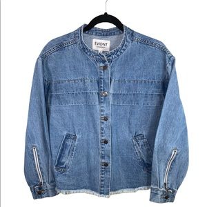 Evidnt Los Angeles Light Wash Jean Jacket ( size small)
